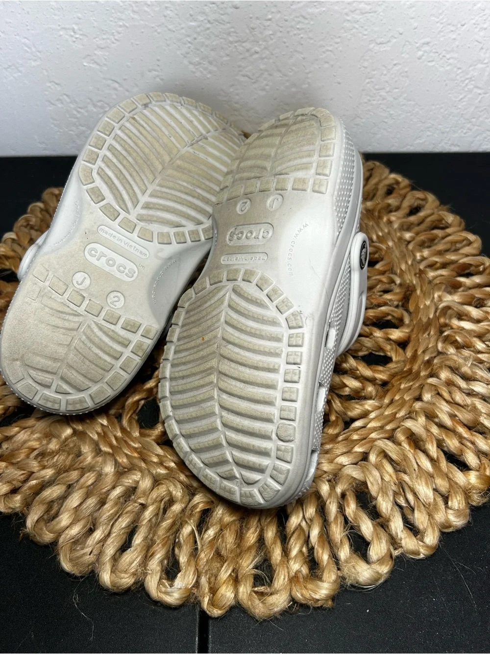 Crocs Kids Classic Clog in Light Gray